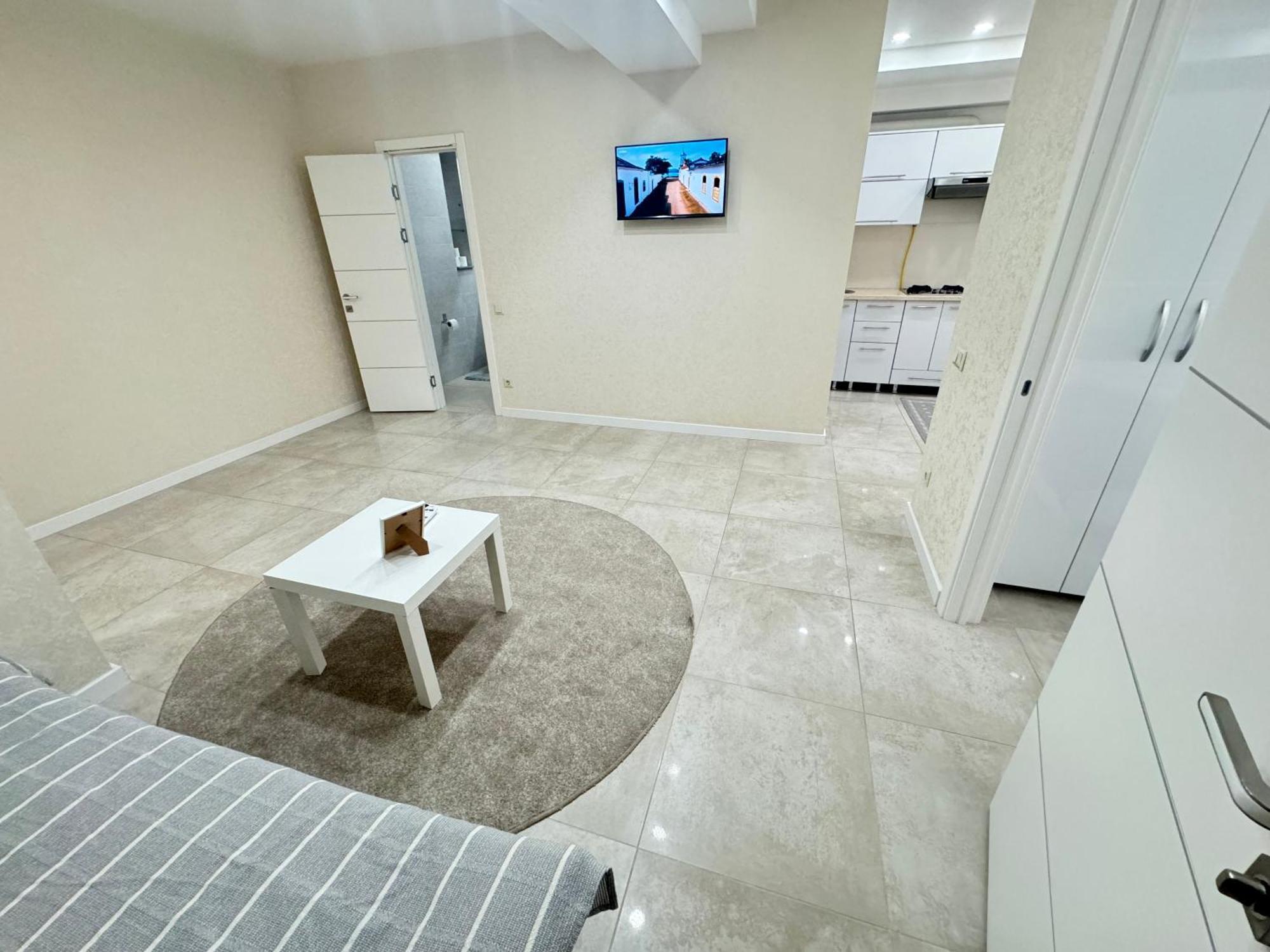 New Lux Apartment In Κισινάου Εξωτερικό φωτογραφία